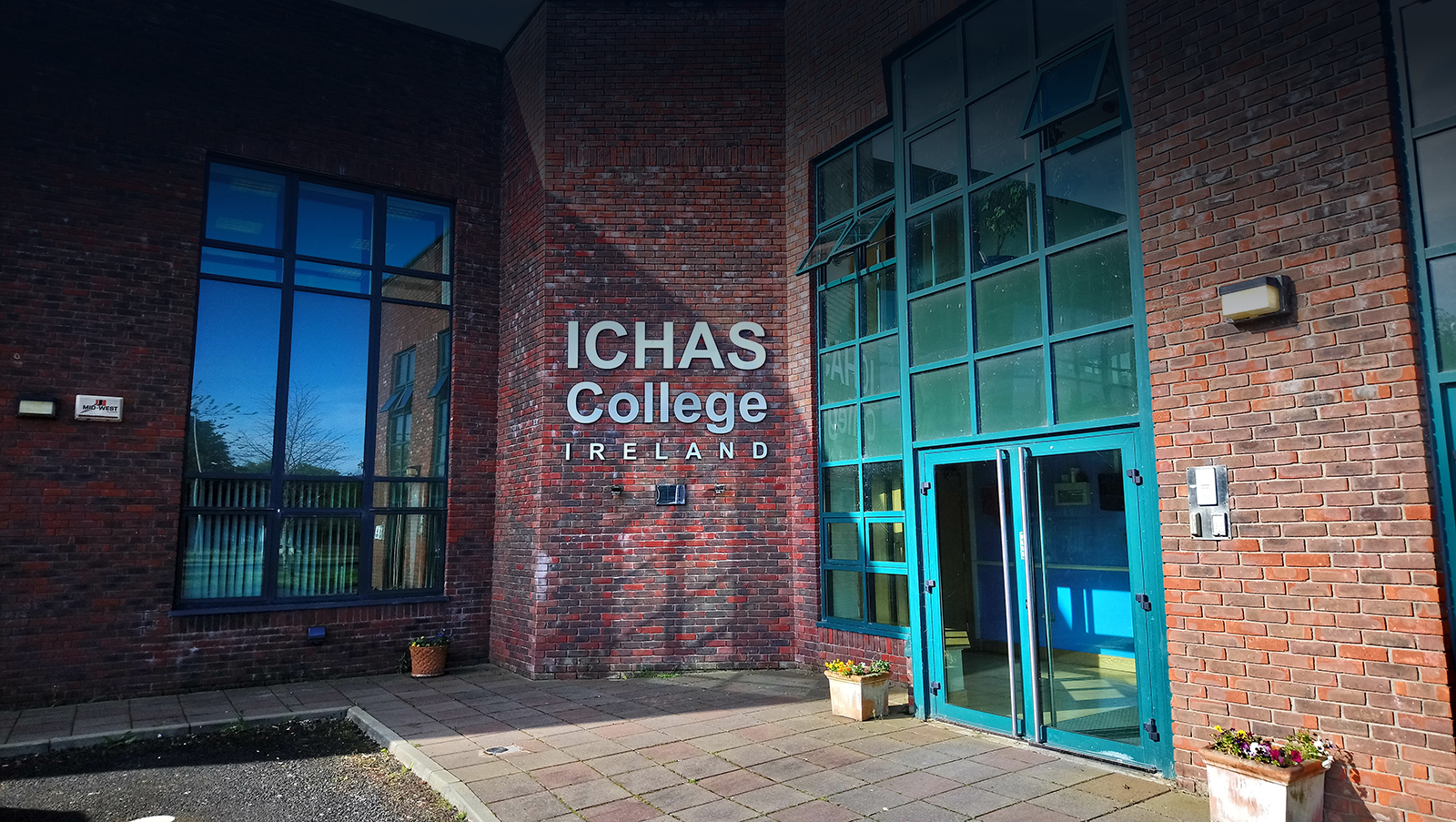 Irish College of Humanities and Applied Sciences (ICHAS)